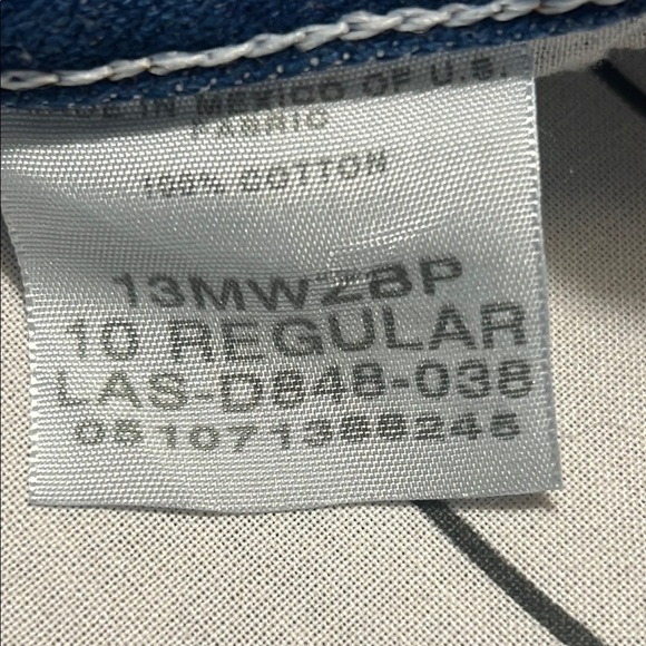 Vintage Wrangler Blue Jean Shorts with Distressed Cut-Off Style.  Size 22. - Picture 4 of 8